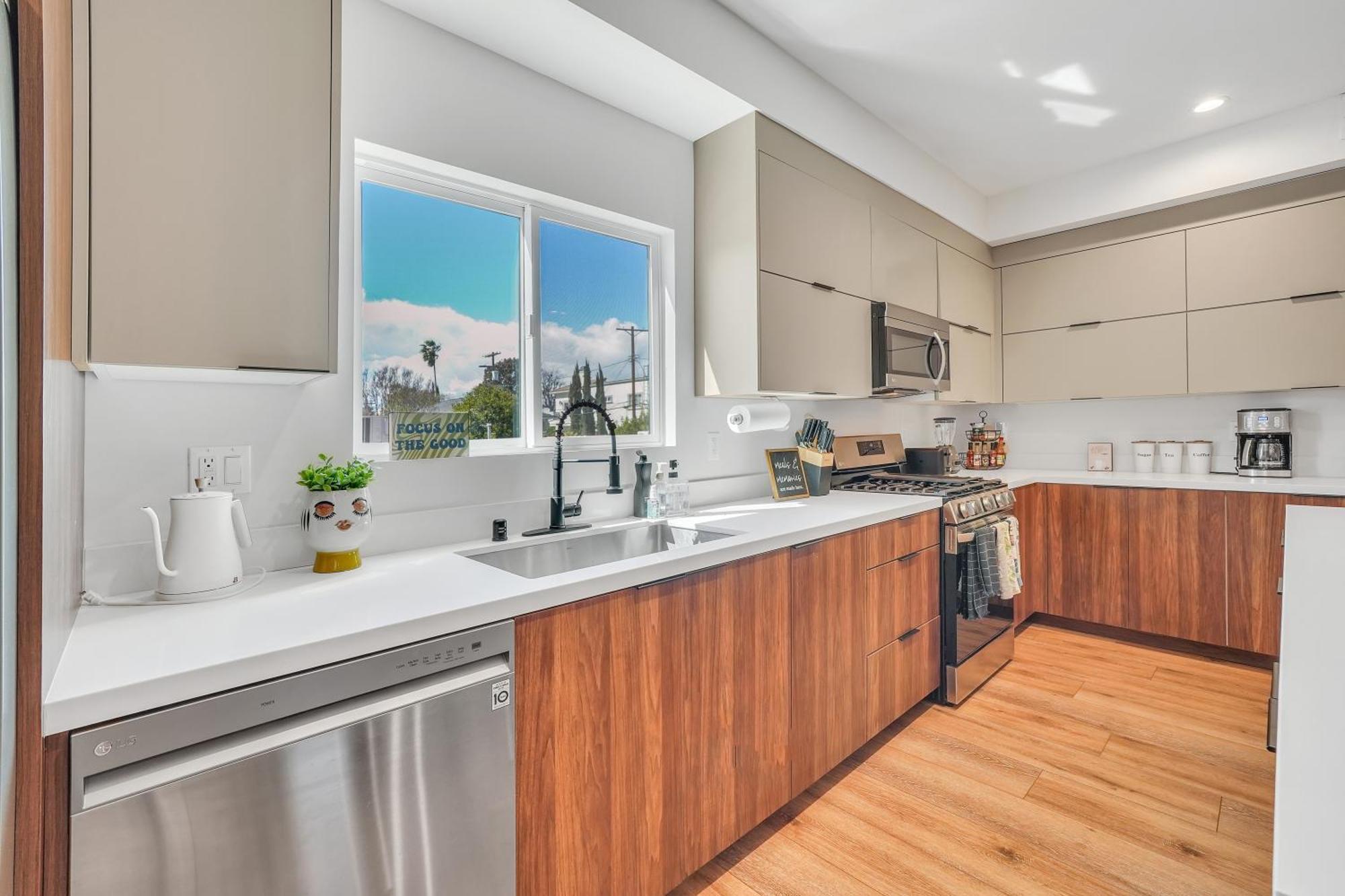 Luxurious Townhome W/3 Master Suites Gated Parking Los Angeles Esterno foto
